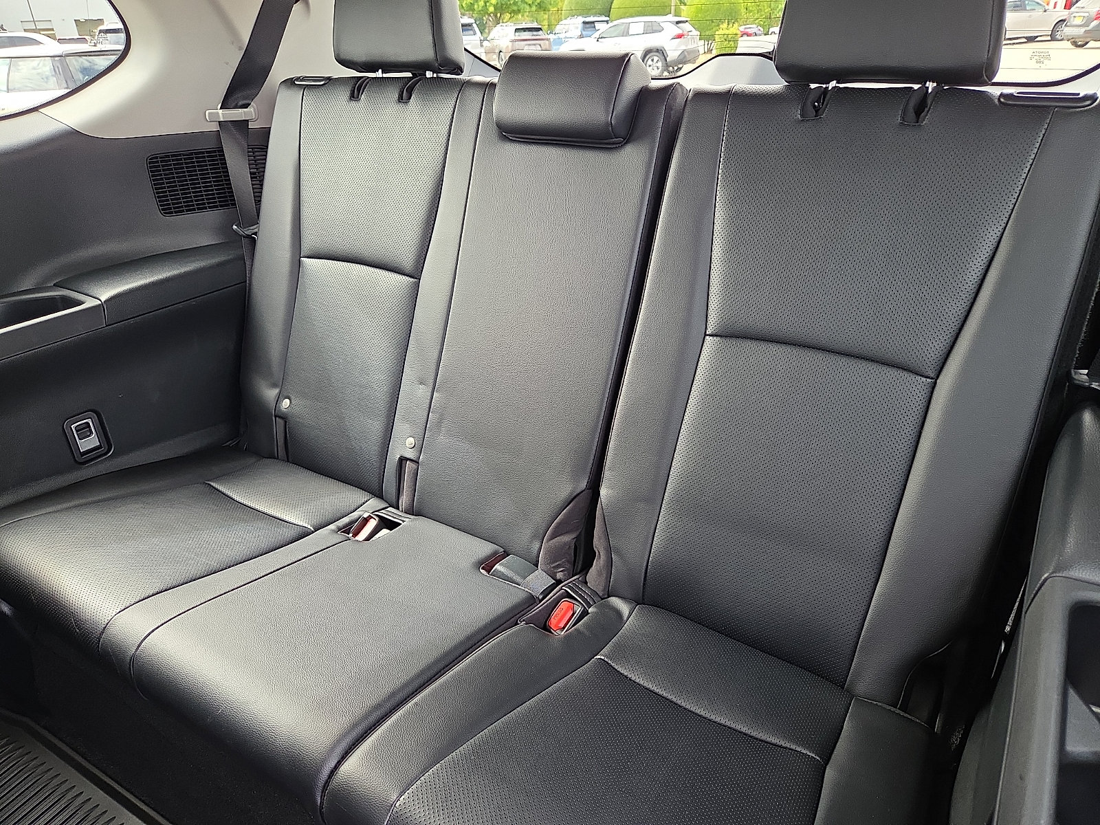 Used 2024 Toyota Grand Highlander FWD image 10