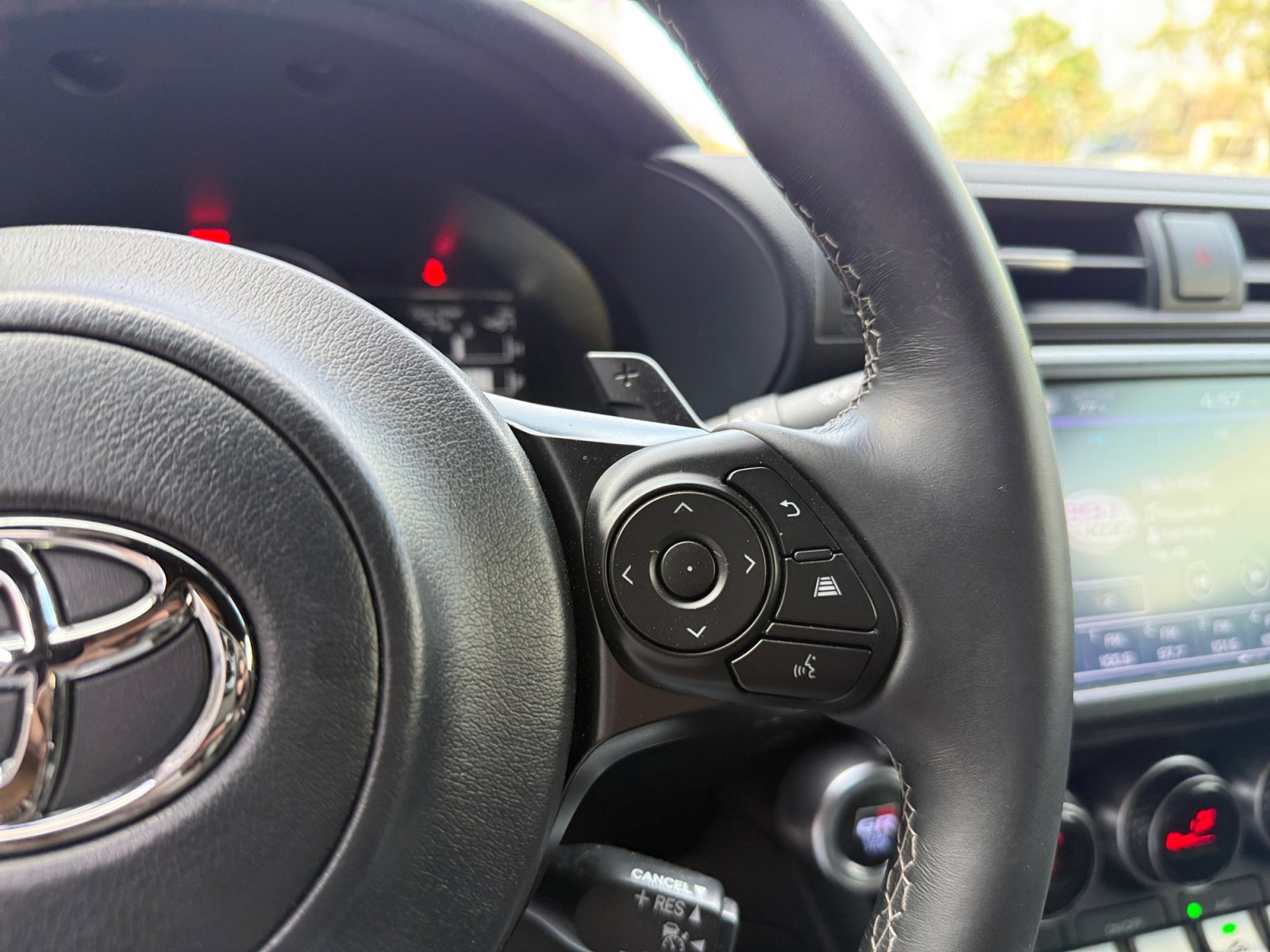 Used 2024 Toyota GR86 Premium image 21