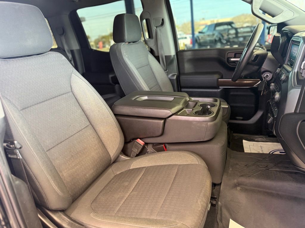 Used 2020 Chevrolet Silverado 1500 LT w/ LT Value Package image 22