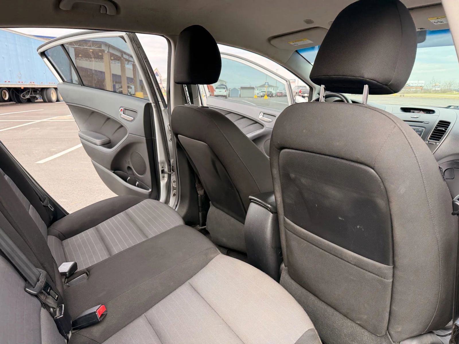 Used 2016 Kia Forte LX FWD image 20