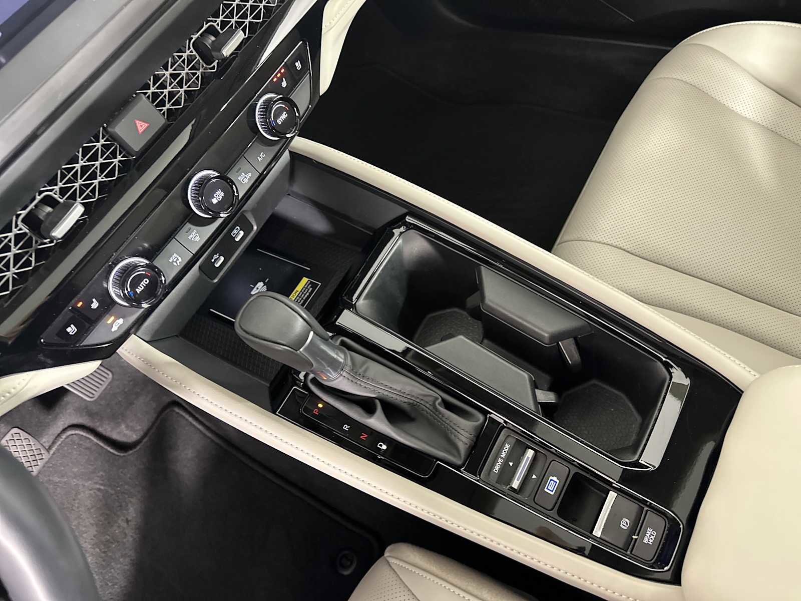 Used 2024 Honda Accord Touring image 19