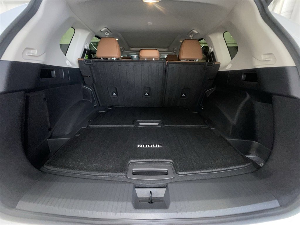 New 2026 Nissan Rogue Platinum image 25