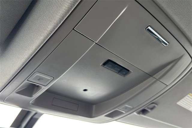 Used 2017 GMC Sierra 2500 2WD Crew Cab image 24