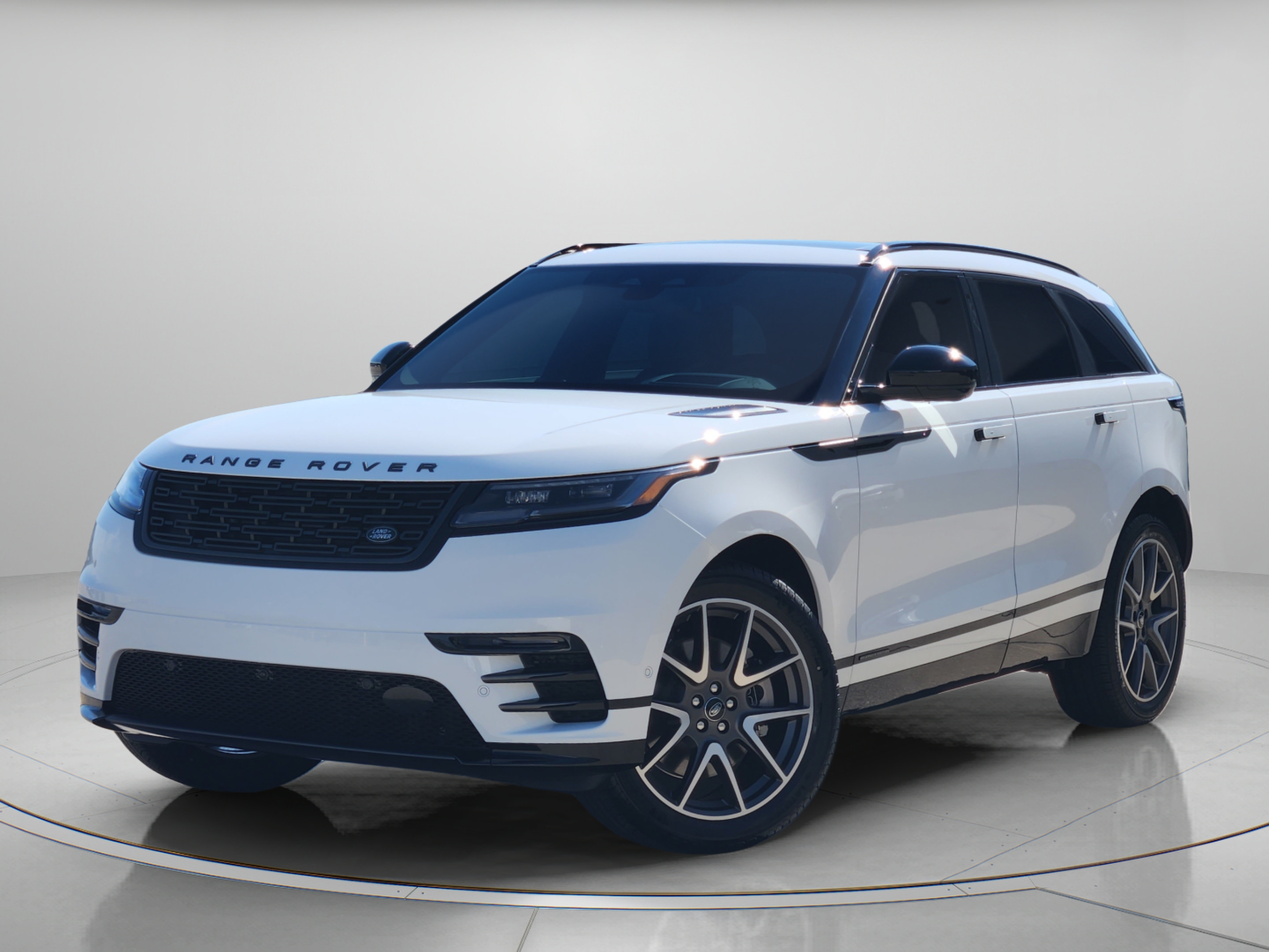 New 2026 Land Rover Range Rover Velar Belgravia AWD/4WD image 1