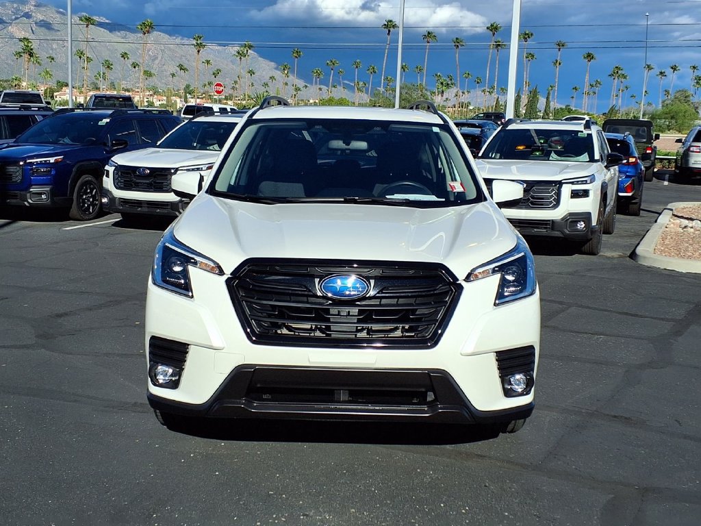 Certified 2024 Subaru Forester Premium AWD/4WD image 8