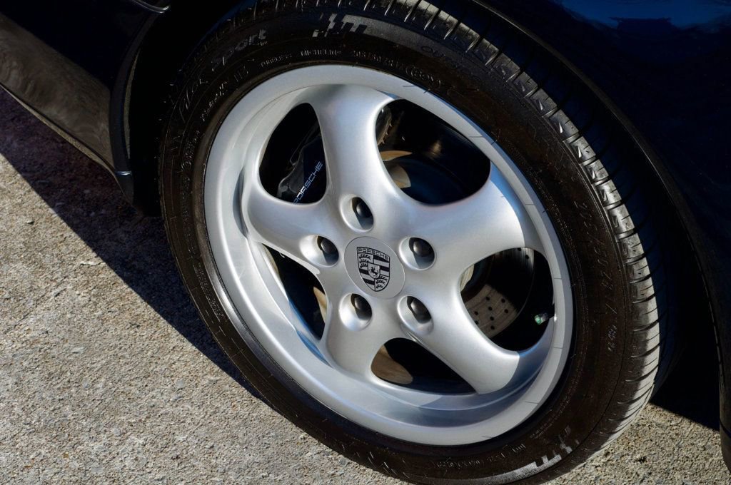 Used 1995 Porsche 911 Carrera image 23