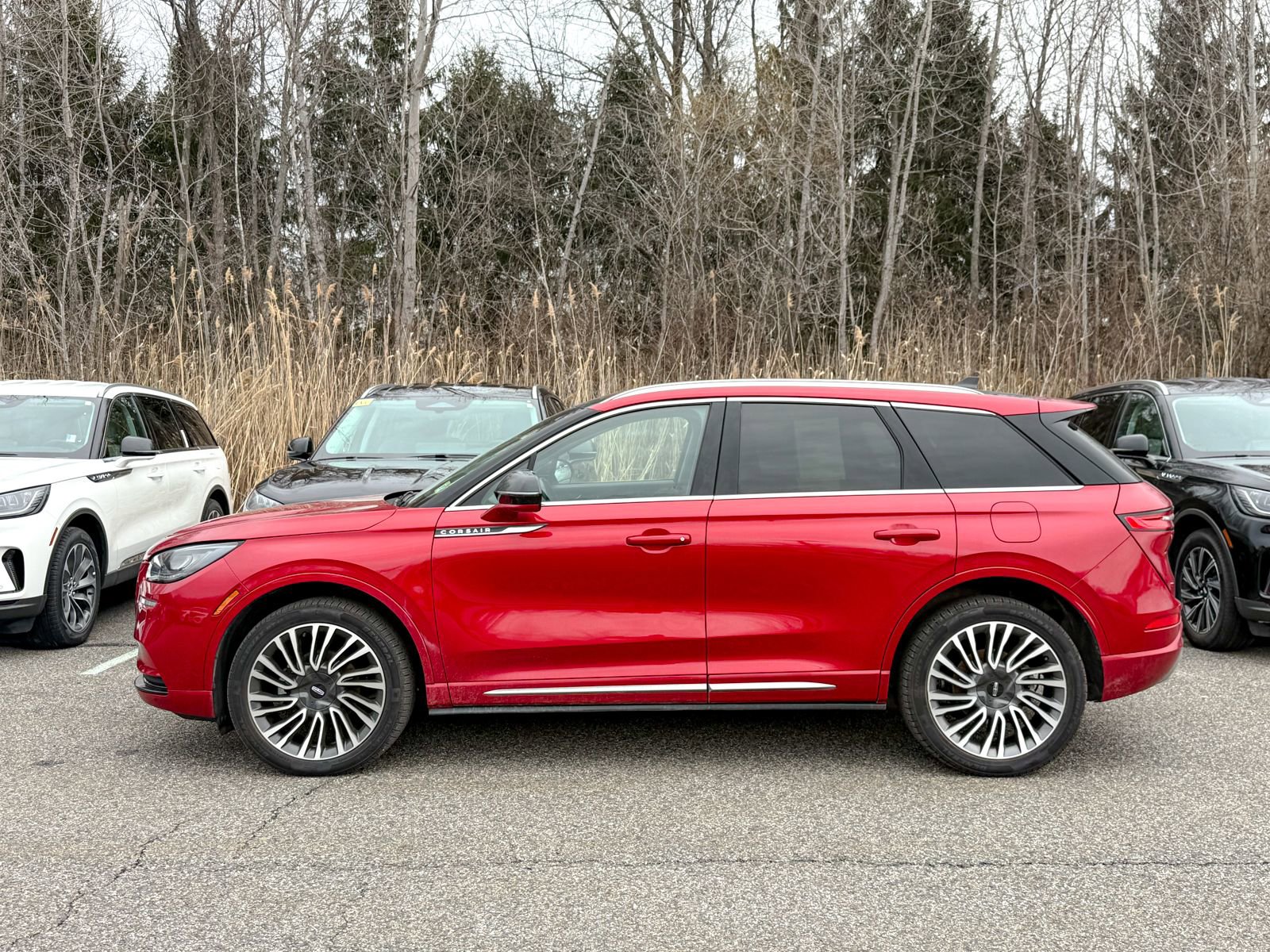 Used 2022 Lincoln Corsair Reserve w/ Sport Package image 8