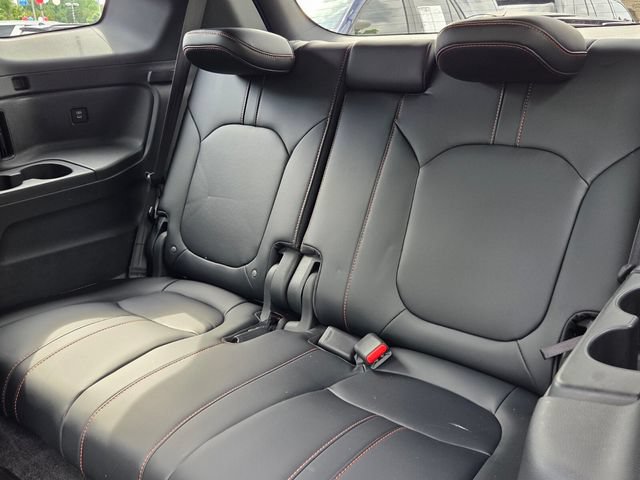 Used 2025 Honda Pilot TrailSport image 8