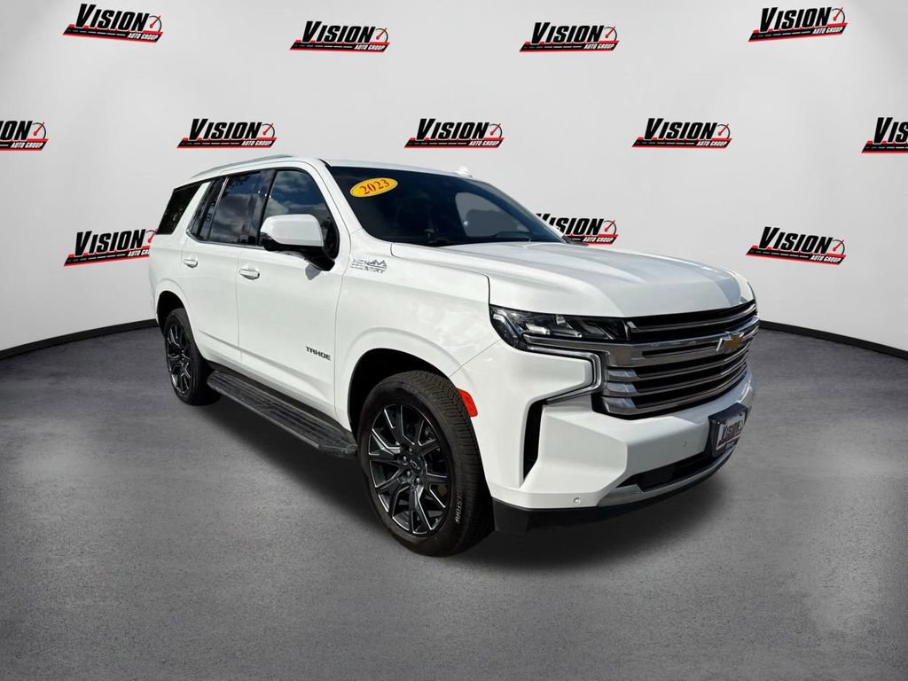 Used 2023 Chevrolet Tahoe High Country image 3