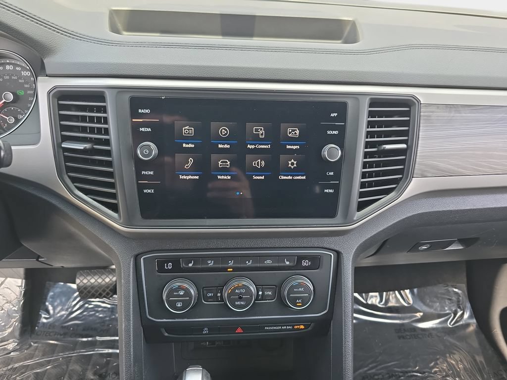 Used 2020 Volkswagen Atlas Cross Sport SE AWD/4WD image 23