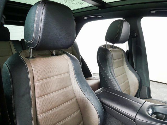 Used 2020 Mercedes-Benz GLE 450 4MATIC image 23