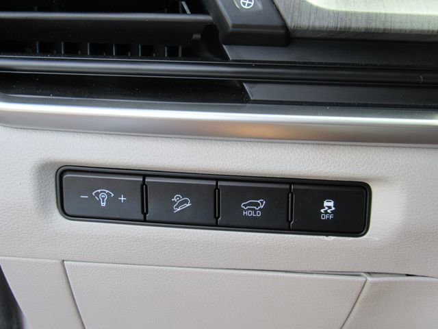 Used 2023 Kia Telluride EX w/ EX Captain's Chair Package image 33