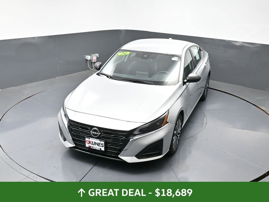 Used 2024 Nissan Altima 2.5 SV image 44