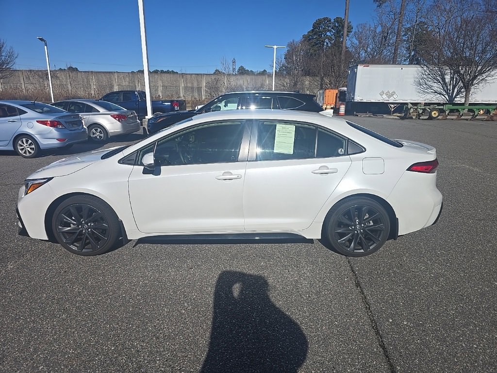Used 2025 Toyota Corolla SE image 8