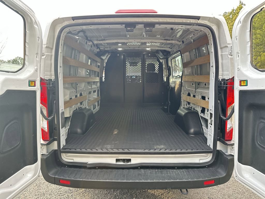 Used 2024 Ford Transit 250 Low Roof w/ Exterior Upgrade Package image 18