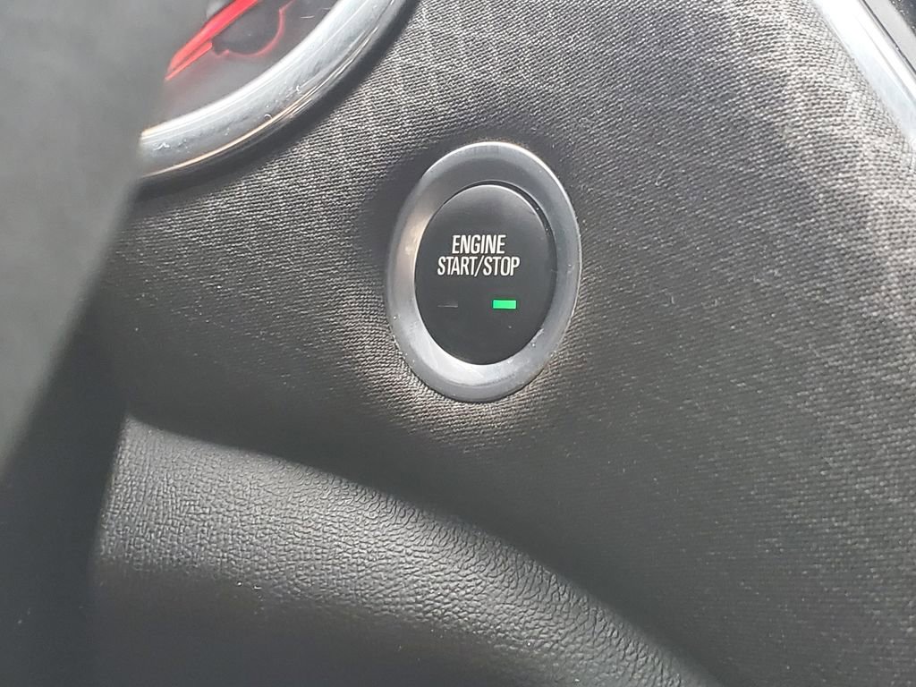 Used 2020 Chevrolet Malibu LT image 28