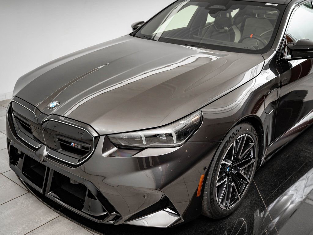 New 2026 BMW M5 w/ Executive Package AWD/4WD image 15