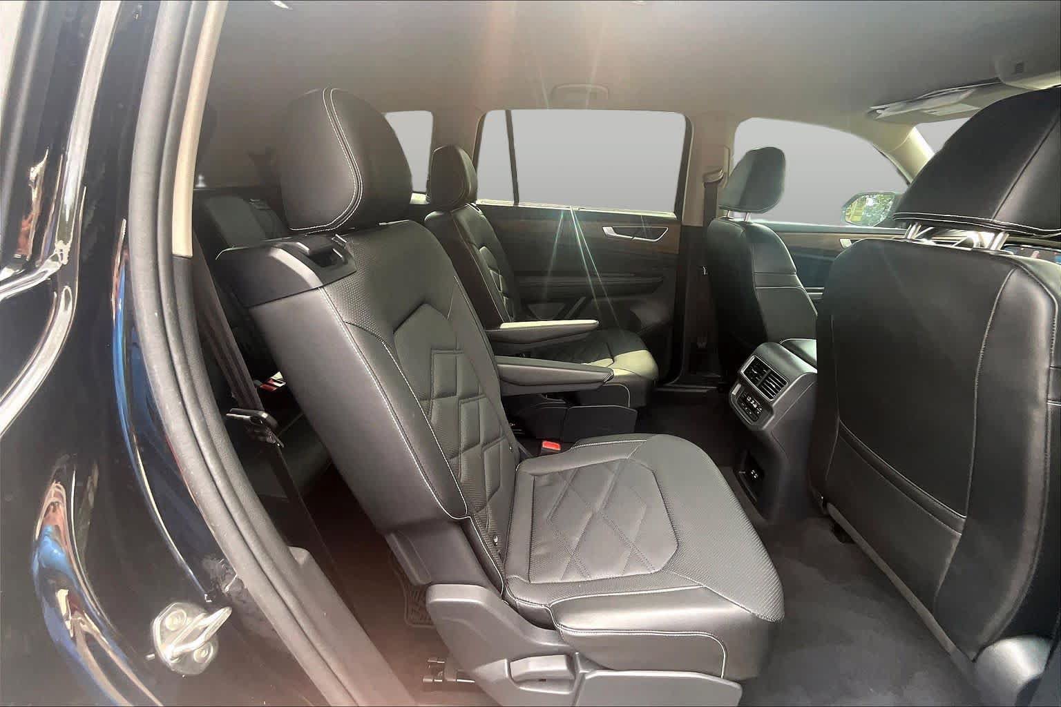 Certified 2024 Volkswagen Atlas SE FWD image 20