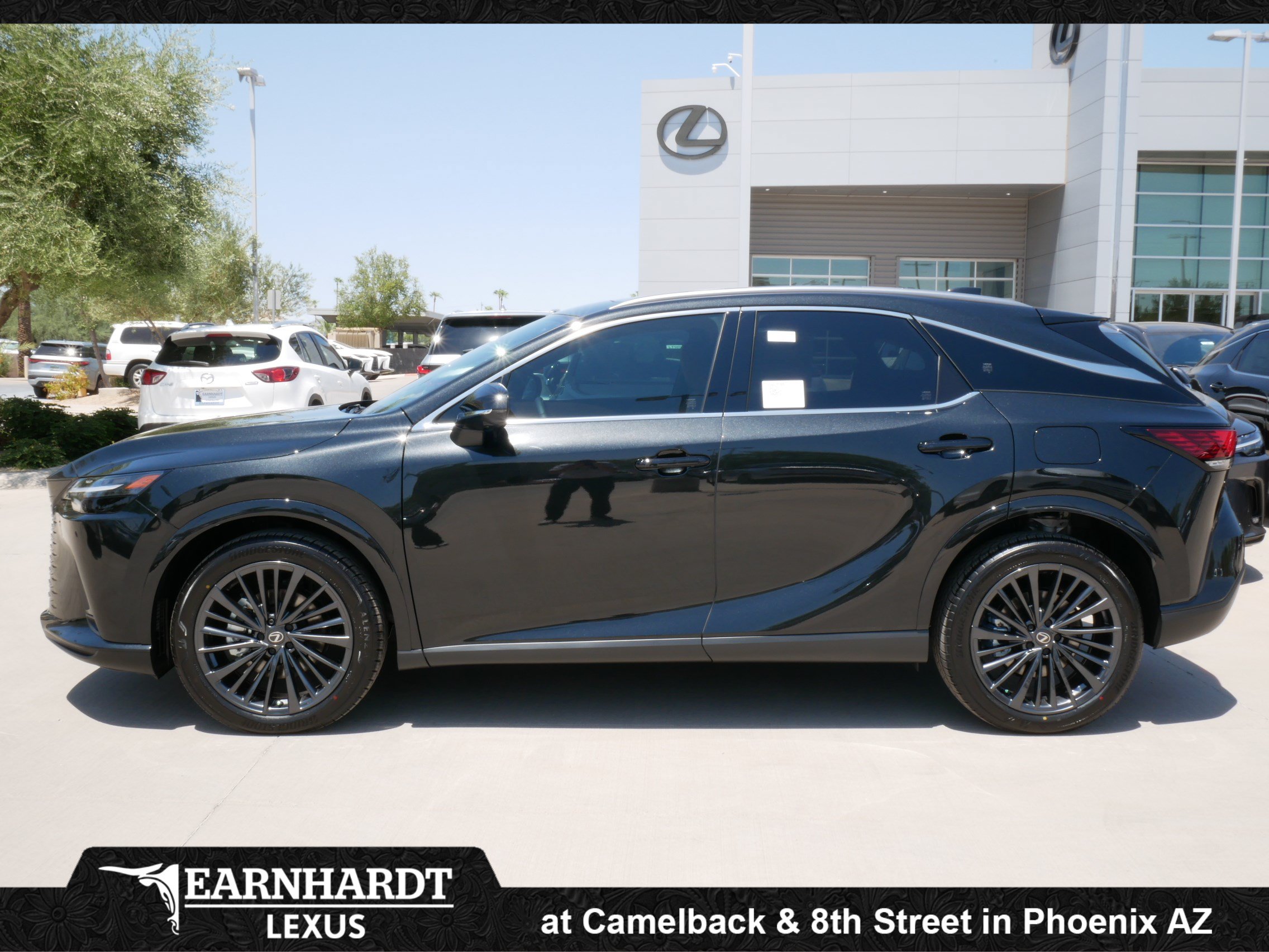 New 2026 Lexus RX 450h AWD w/ Convenience Package image 3