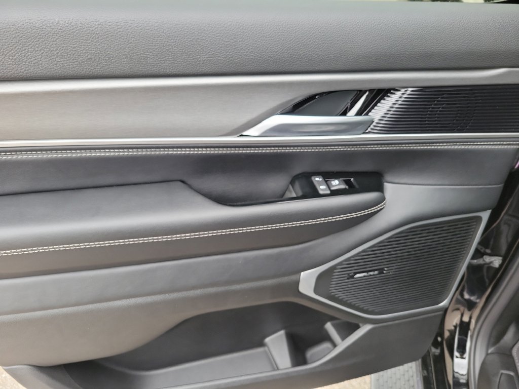 New 2026 Jeep Grand Wagoneer 4WD image 20