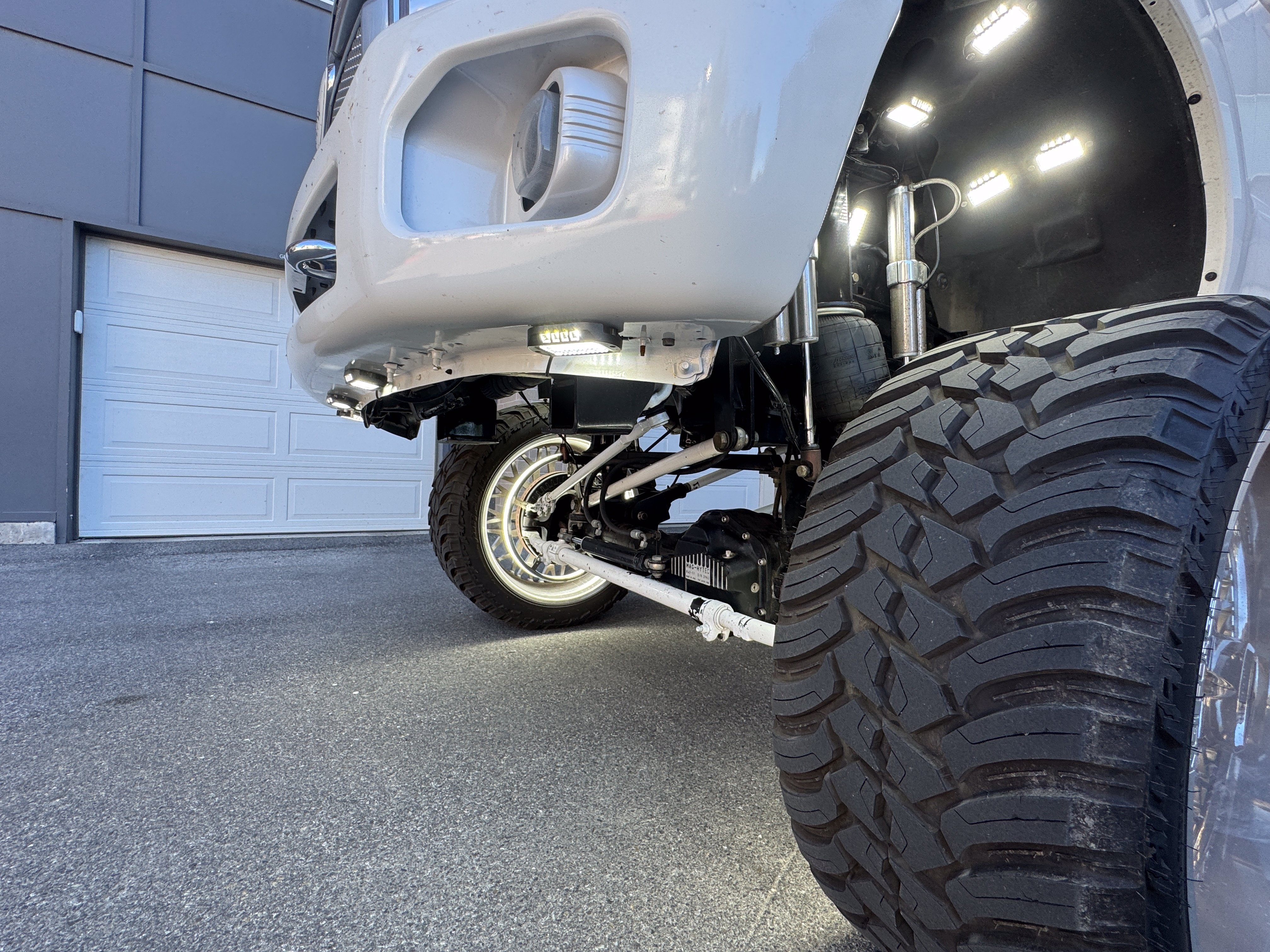 Used 2013 Ford F250 Platinum AWD/4WD image 25