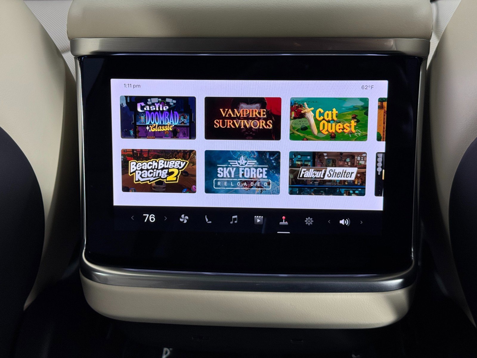 Used 2022 Tesla Model S Plaid image 38