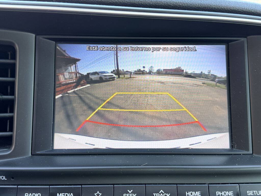 Used 2020 Hyundai Elantra SEL w/ Cargo Package (C1) FWD image 20