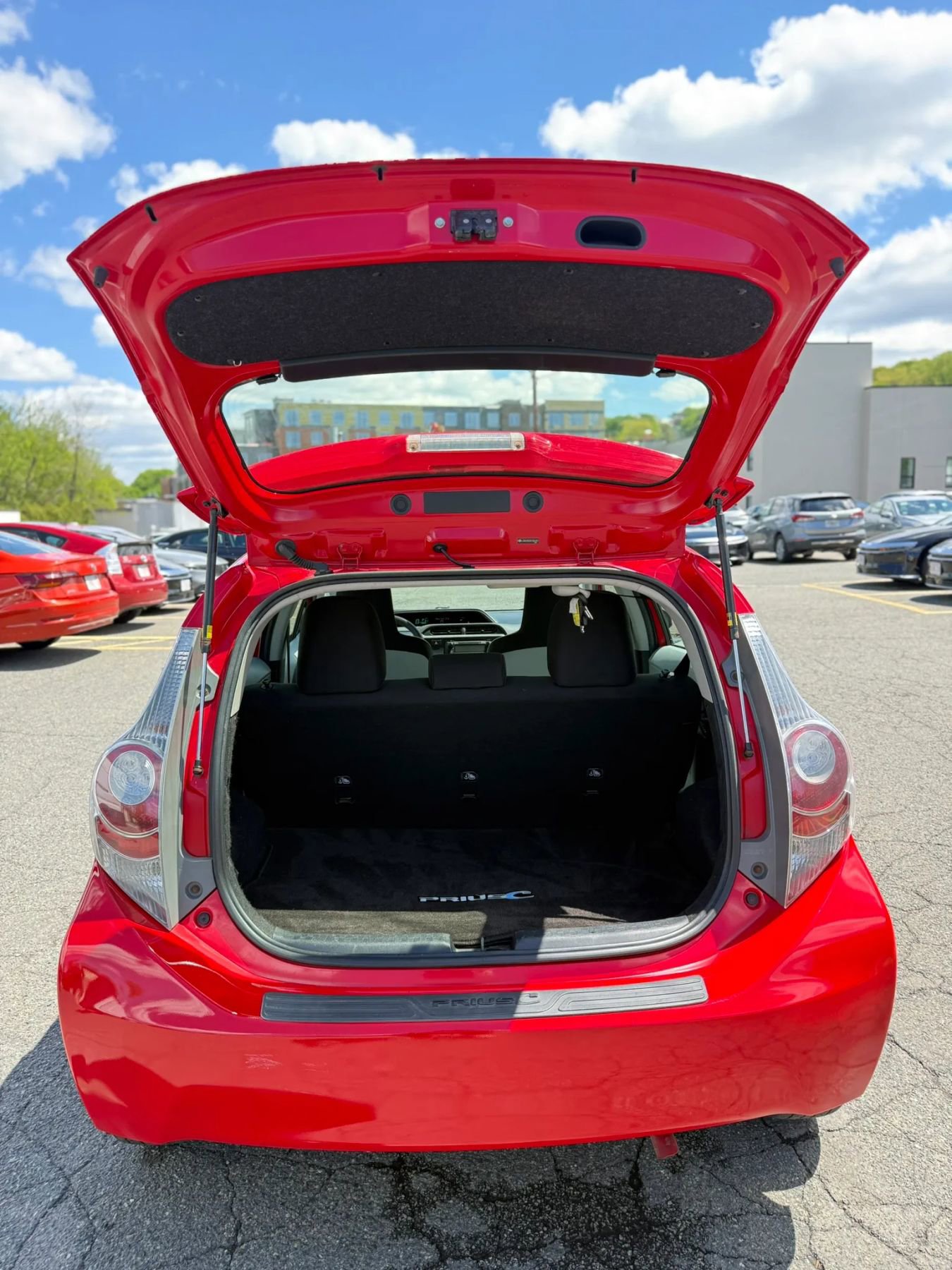 Used 2012 Toyota Prius C One FWD image 13