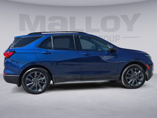 Used 2022 Chevrolet Equinox RS w/ Infotainment Package image 6