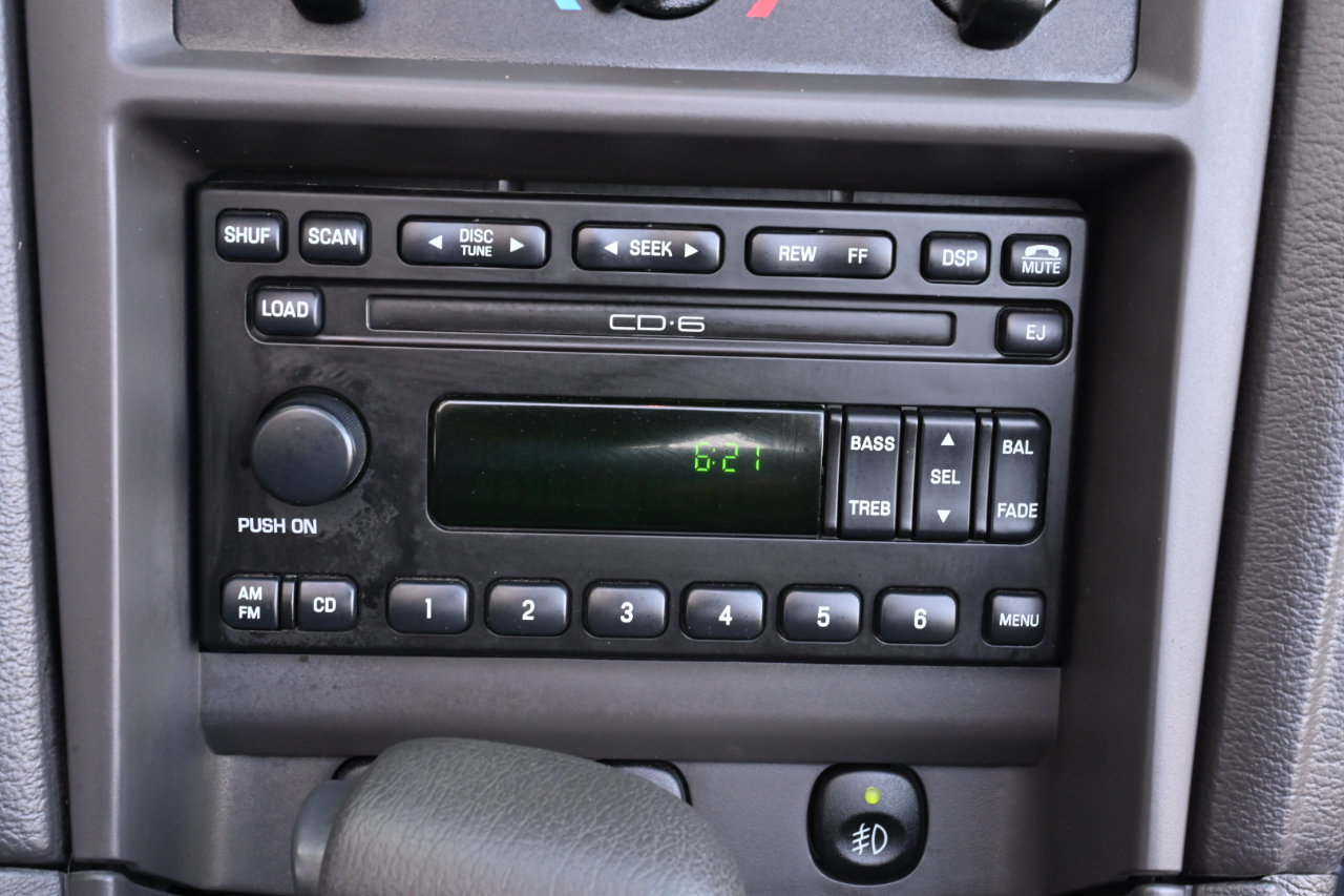 Used 2002 Ford Mustang GT Premium RWD image 28