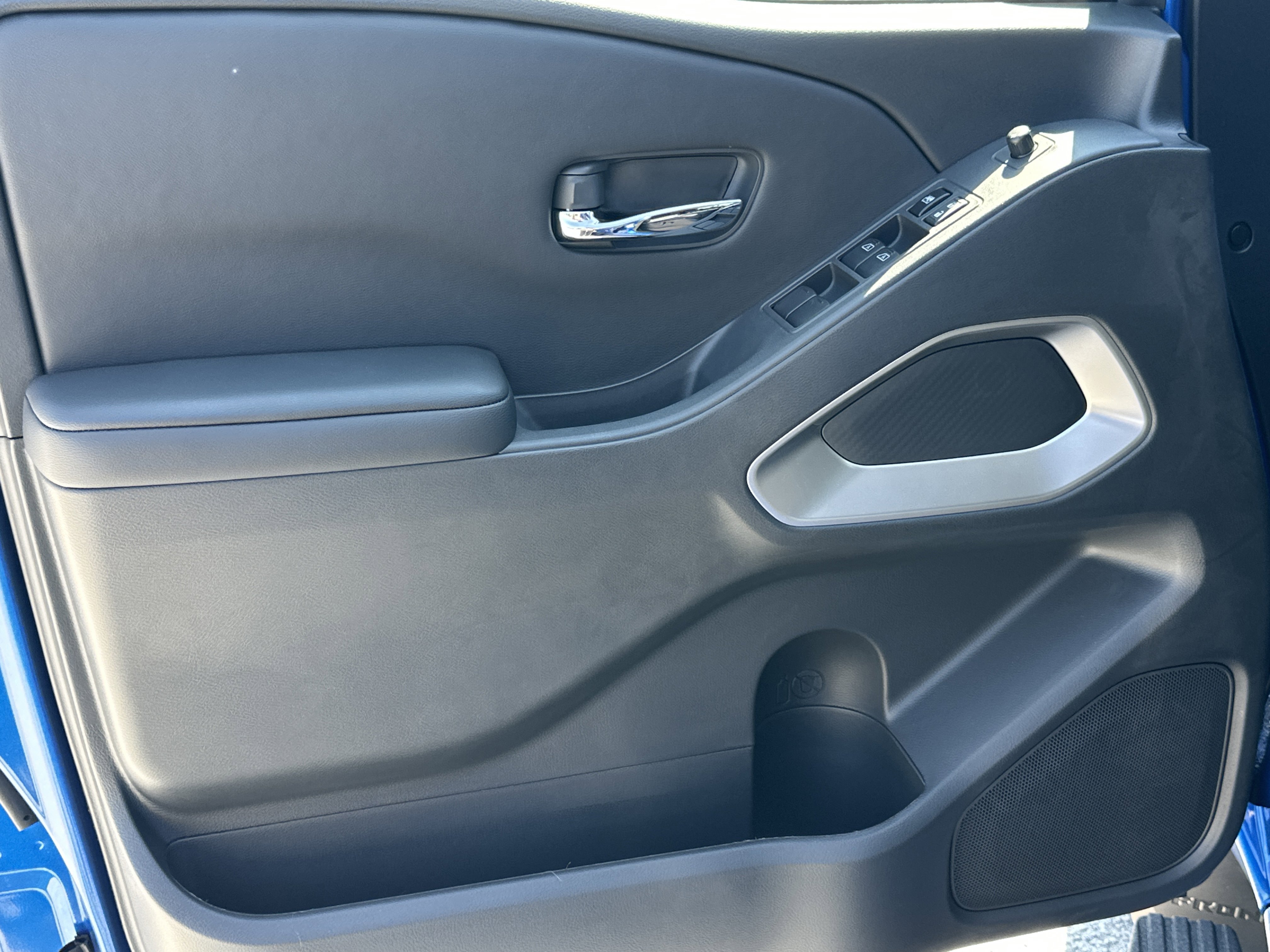 New 2026 Nissan Frontier SV image 10