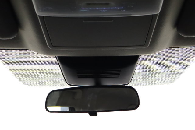 Used 2024 Nissan Sentra SV FWD image 23