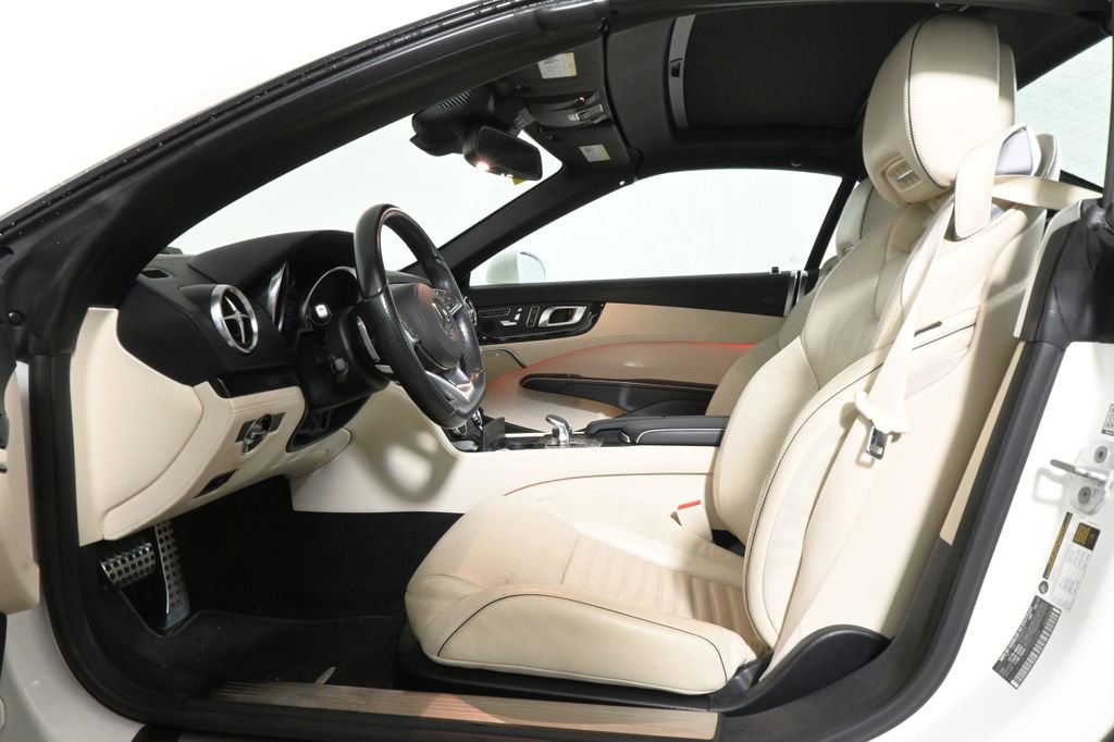 Used 2017 Mercedes-Benz SL 450 image 3