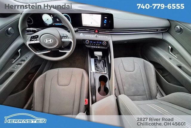 Used 2024 Hyundai Elantra SEL image 13