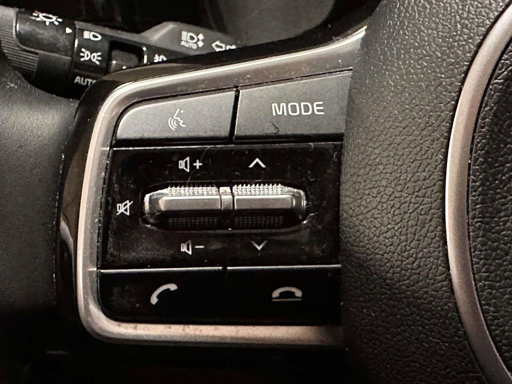 Used 2023 Kia Sorento X-Line EX image 24