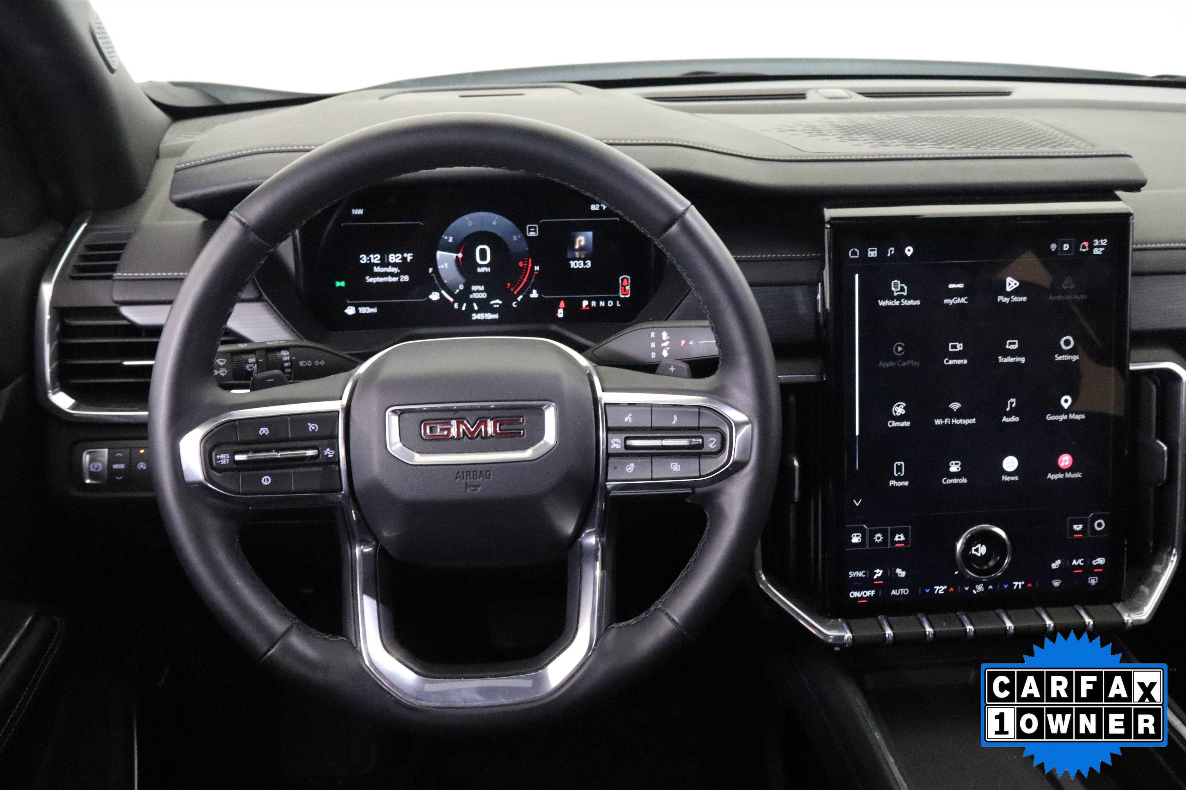 Used 2026 GMC Acadia Elevation w/ Elevation Premium Package FWD image 17