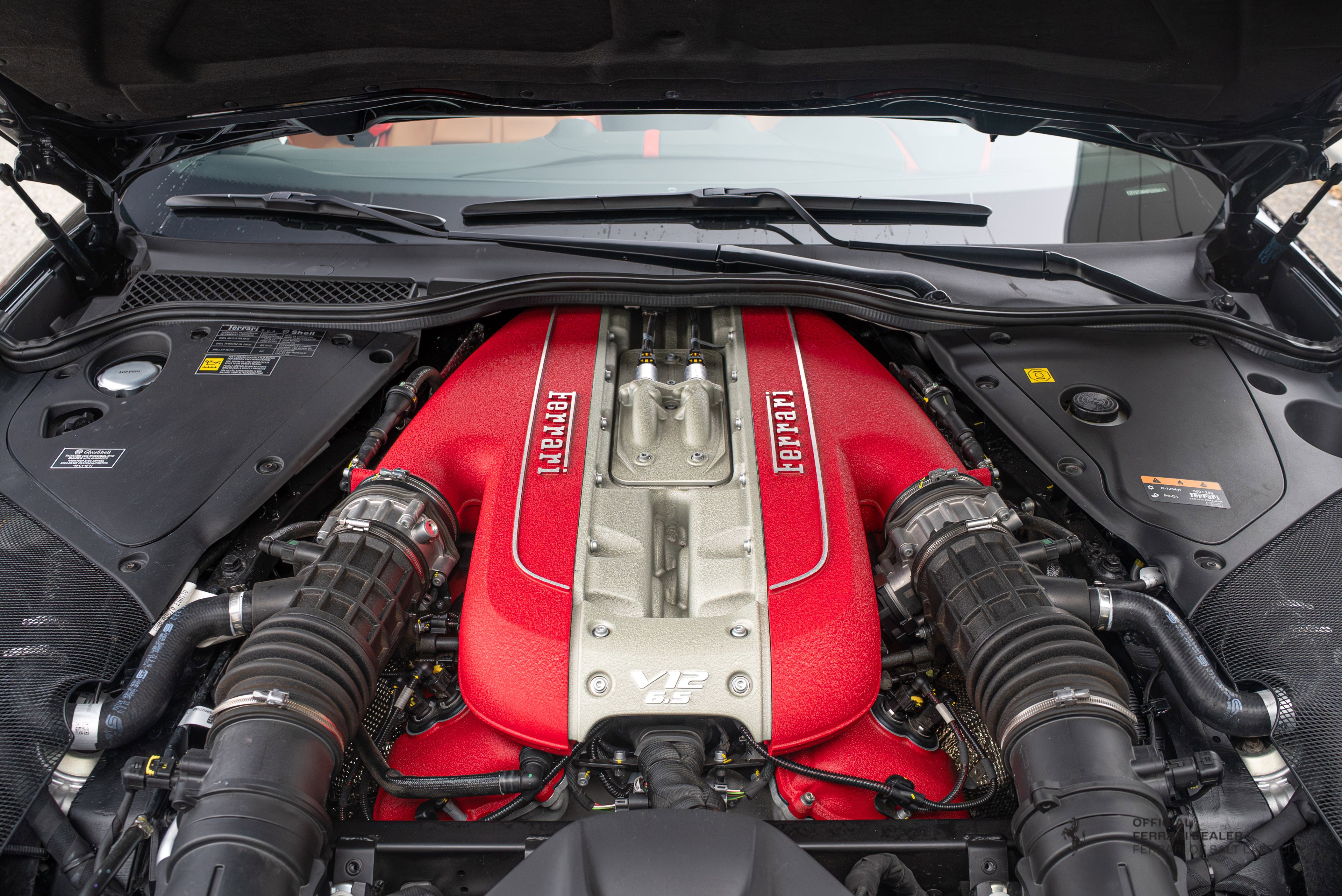 Used 2023 Ferrari 812 GTS image 10