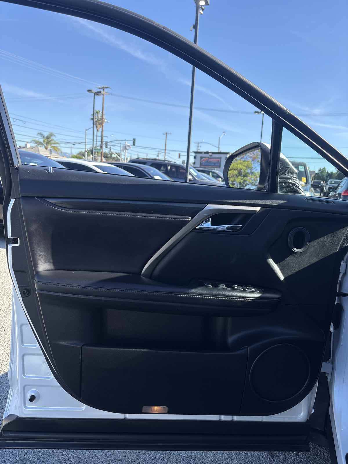 Used 2017 Lexus RX 350 FWD w/ Accessory Package image 6