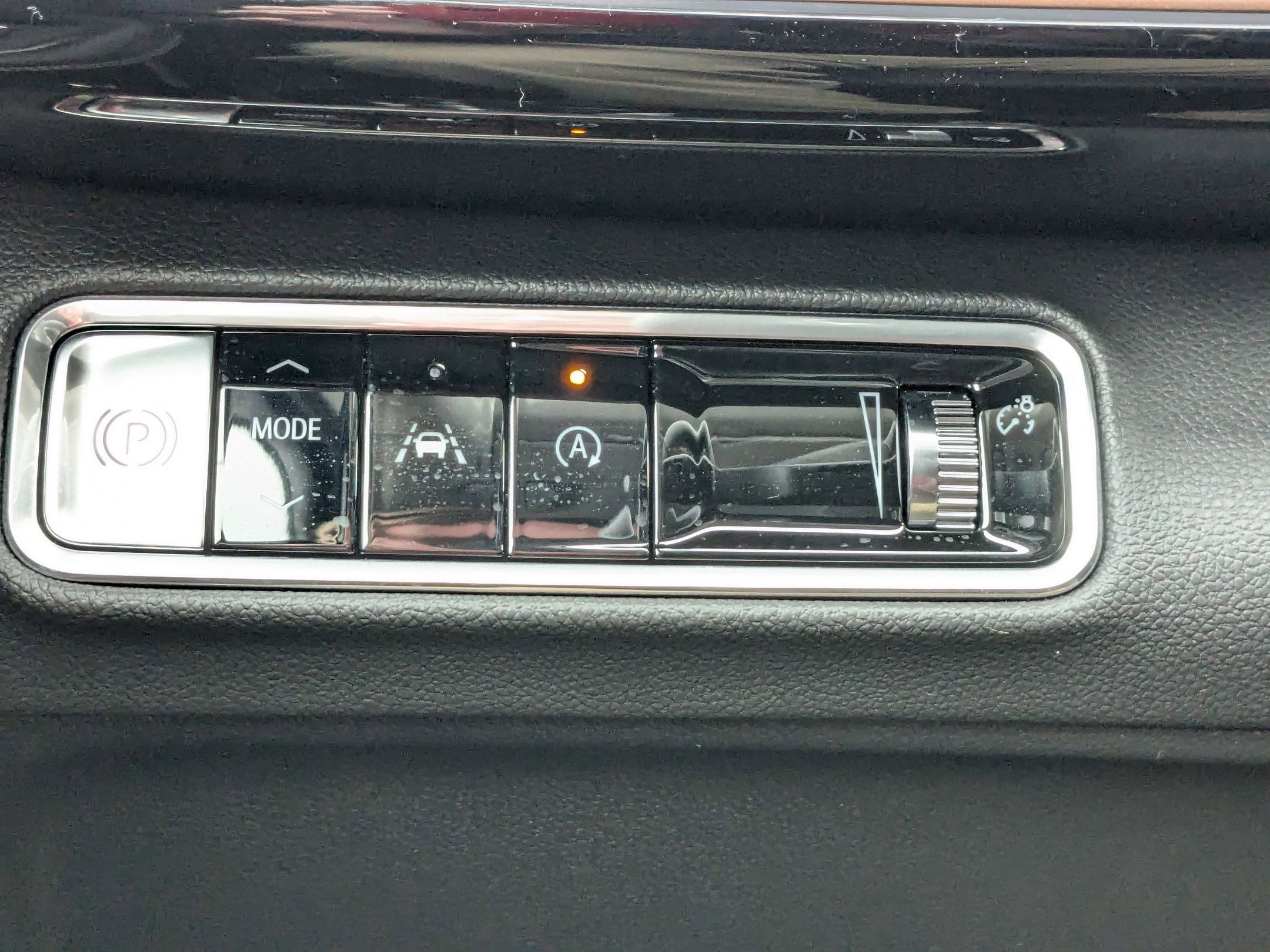 New 2025 Buick Envision Sport Touring image 15