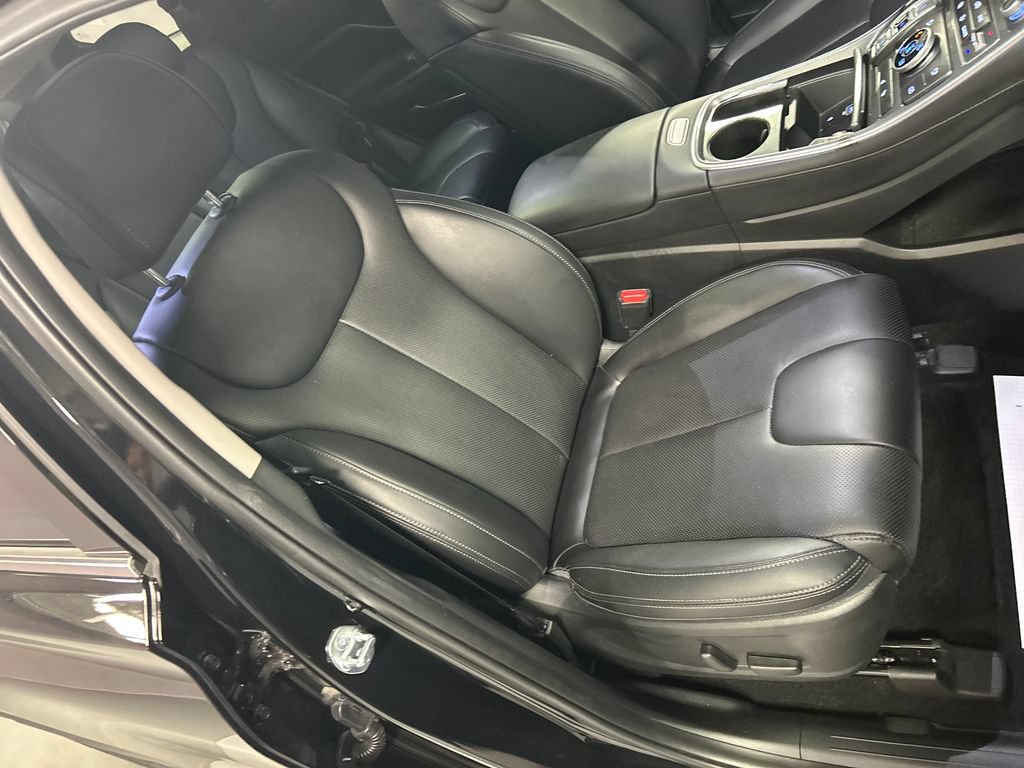 Used 2023 Hyundai Santa Fe SEL Premium AWD/4WD image 24