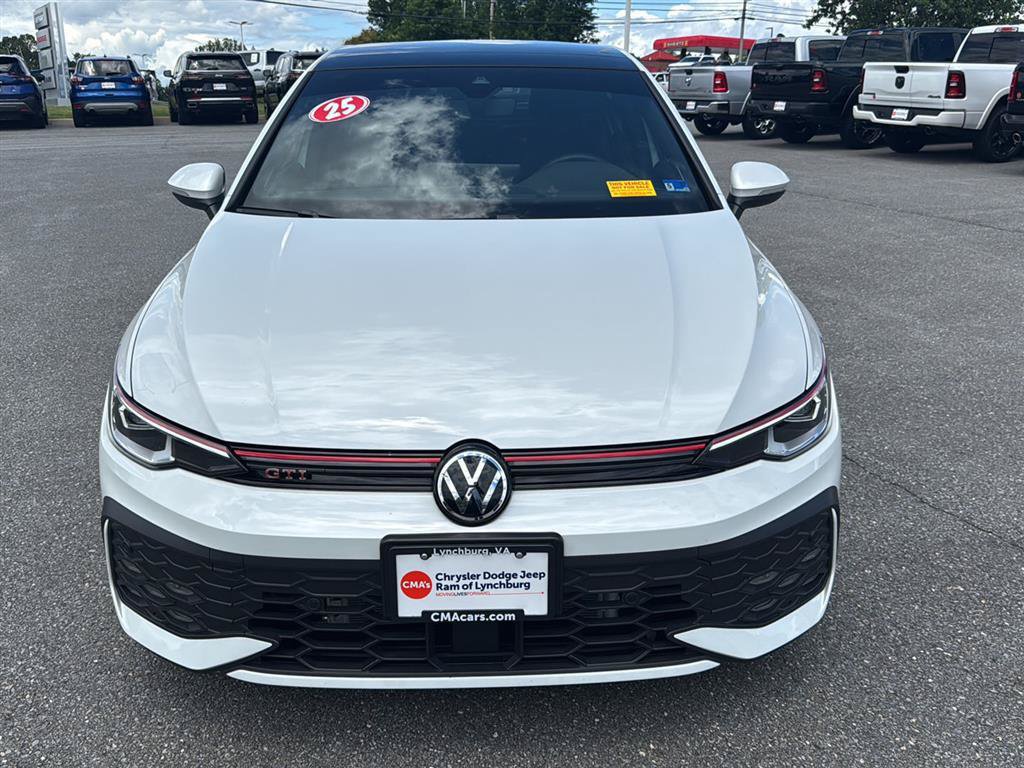 Used 2025 Volkswagen GTI SE FWD image 8
