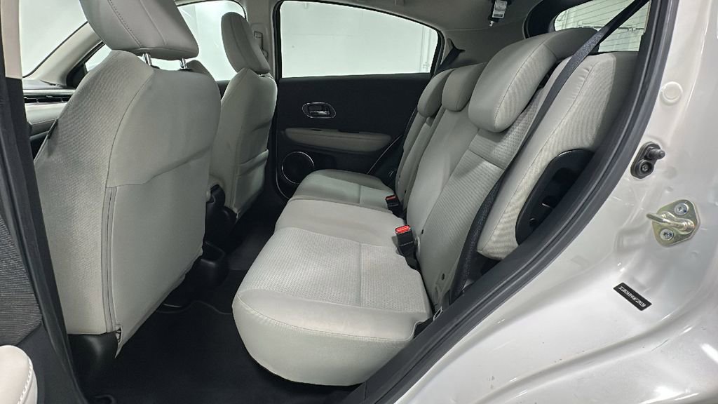 Used 2019 Honda HR-V EX image 12