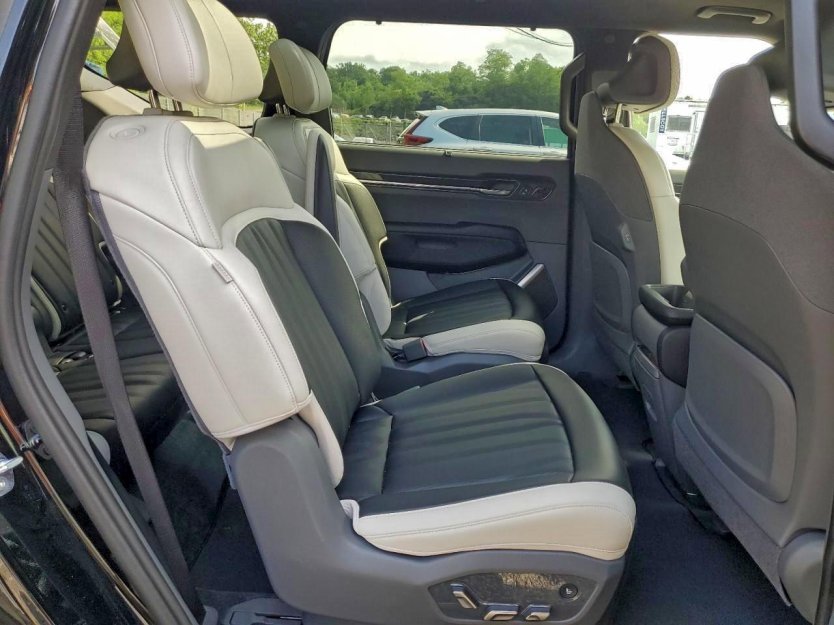 Used 2024 Kia EV9 GT-Line image 9