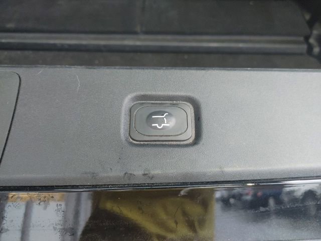 Used 2025 Ford Expedition Active image 11