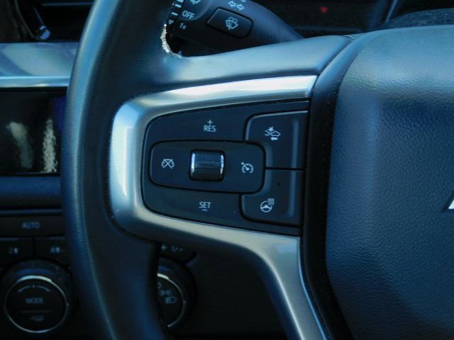 Used 2023 Chevrolet Silverado 1500 LT image 18