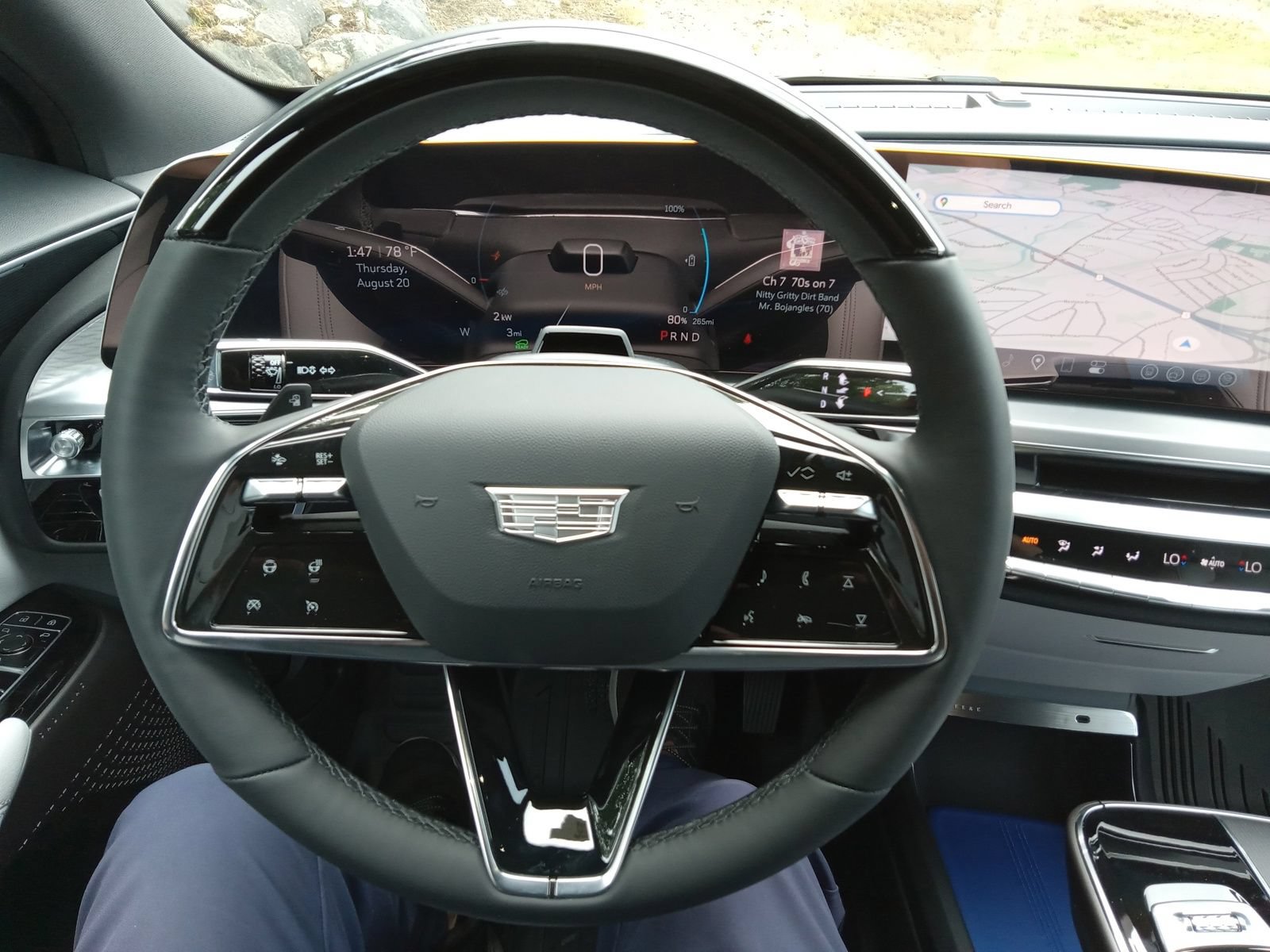 New 2026 Cadillac Lyriq Sport w/ LPO, ONYX Package AWD/4WD image 14