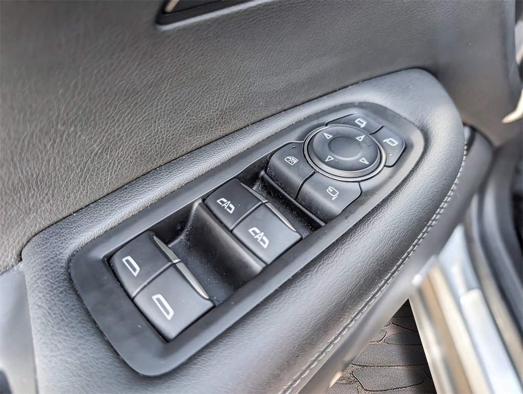 Used 2023 Cadillac XT6 Premium Luxury image 11