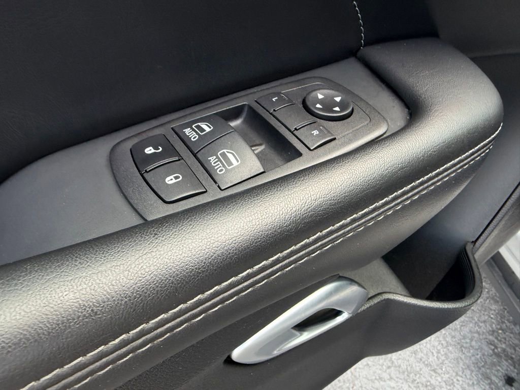 Used 2023 Dodge Challenger R/T w/ Plus Package image 13