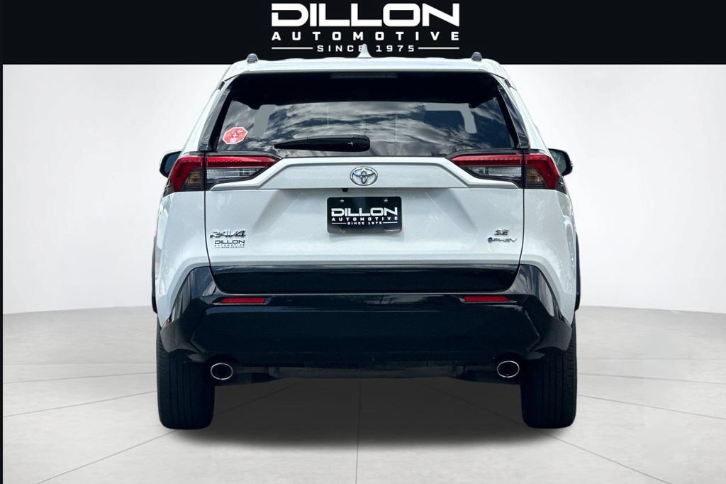 Used 2025 Toyota RAV4 SE AWD/4WD image 5