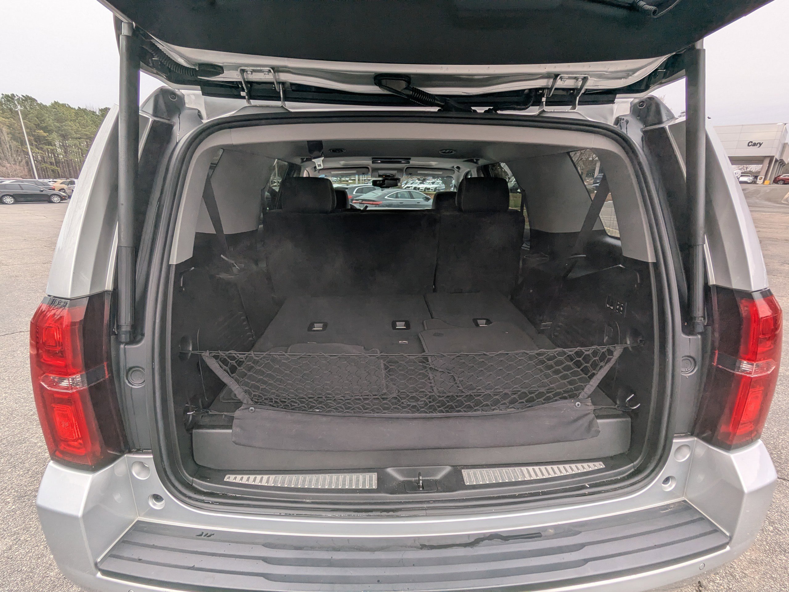 Used 2019 Chevrolet Tahoe LT image 17